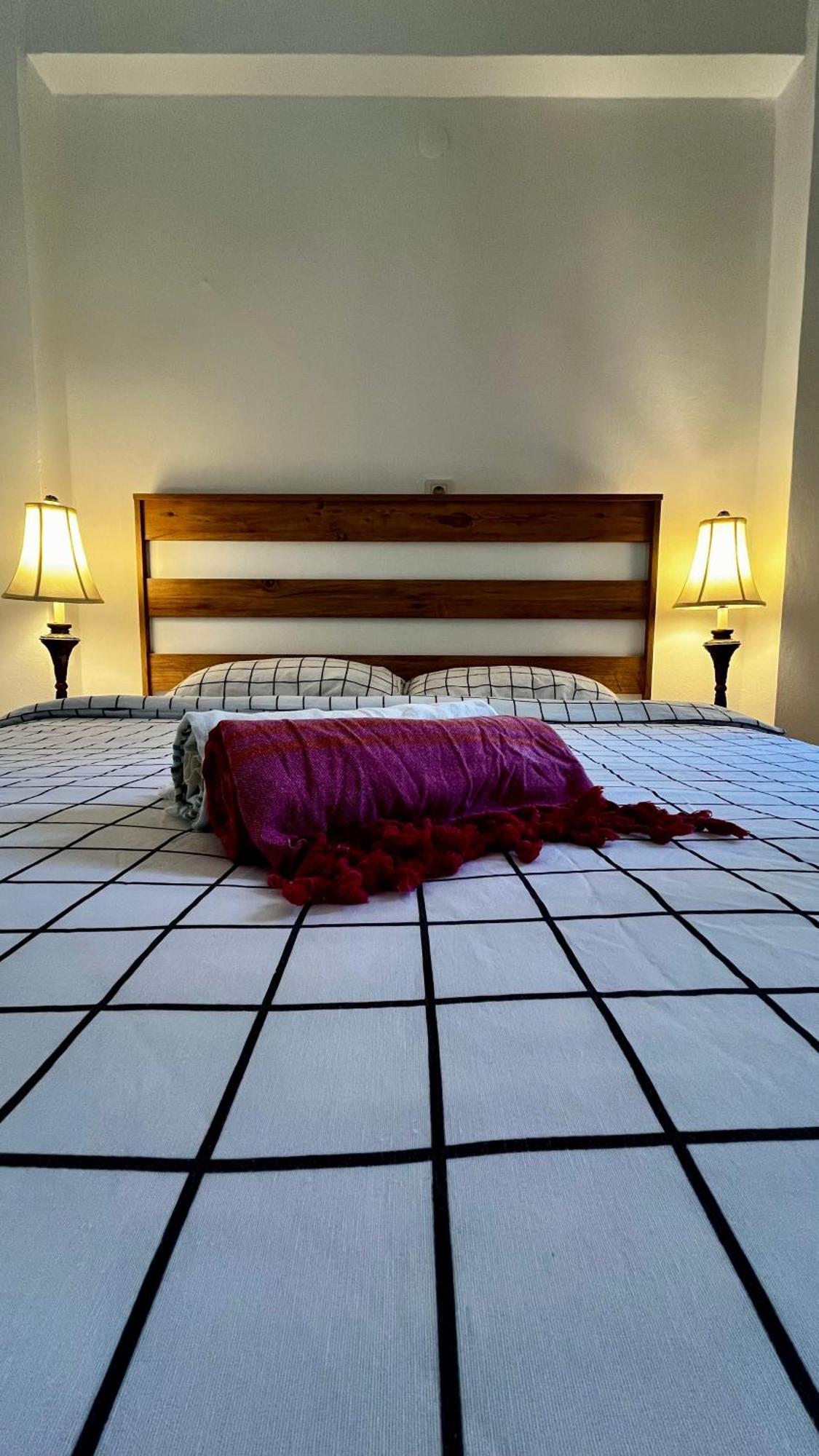 Kuyu Beergarden Hostel Αττάλεια Εξωτερικό φωτογραφία