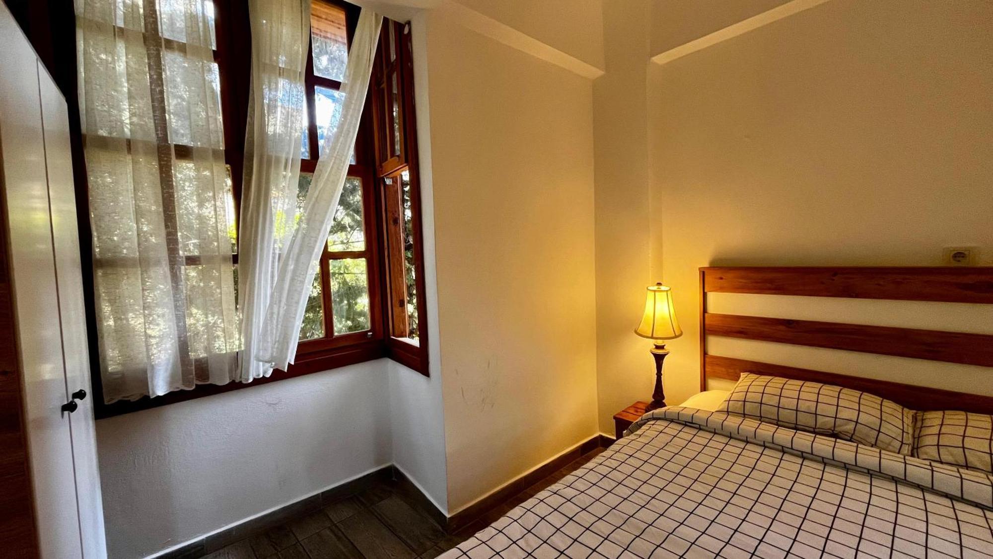 Kuyu Beergarden Hostel Αττάλεια Εξωτερικό φωτογραφία